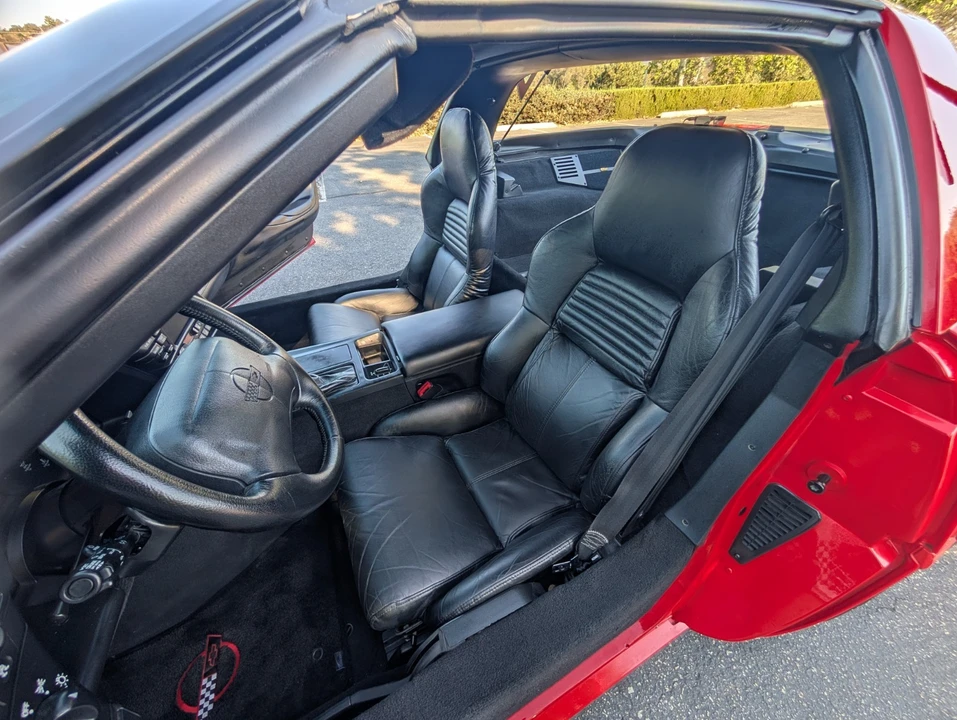 1996 Chevrolet Corvette C4 - Image 26 of 31
