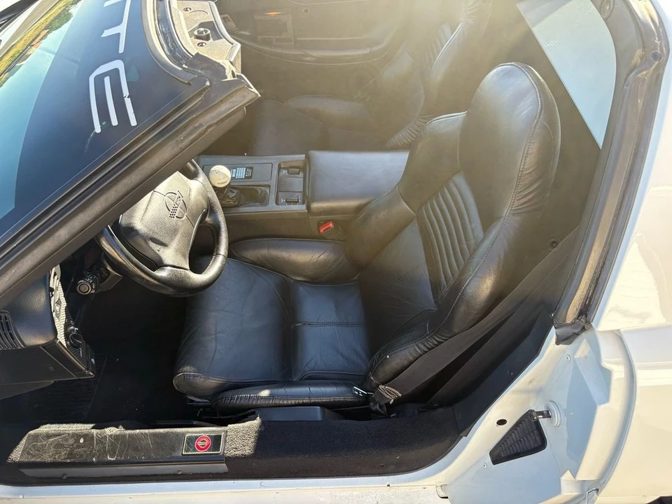 1996 Chevrolet Corvette C4 - Image 8 of 21