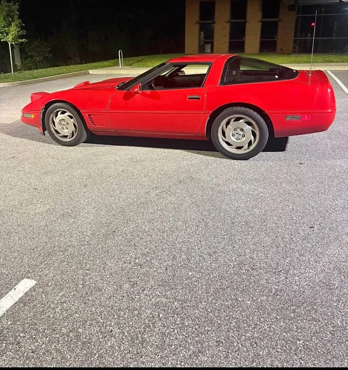 1996 Chevrolet Corvette C4 - Image 1 of 3