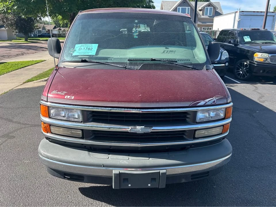 1996 Chevrolet G-Series Van - Image 3 of 12
