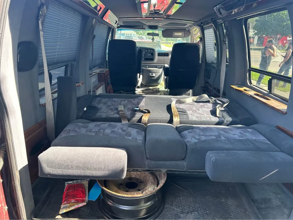 1996 Chevrolet G-Series Van - Image 12 of 12