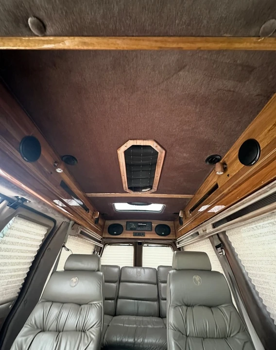 1996 Chevrolet G-Series Van - Image 12 of 16