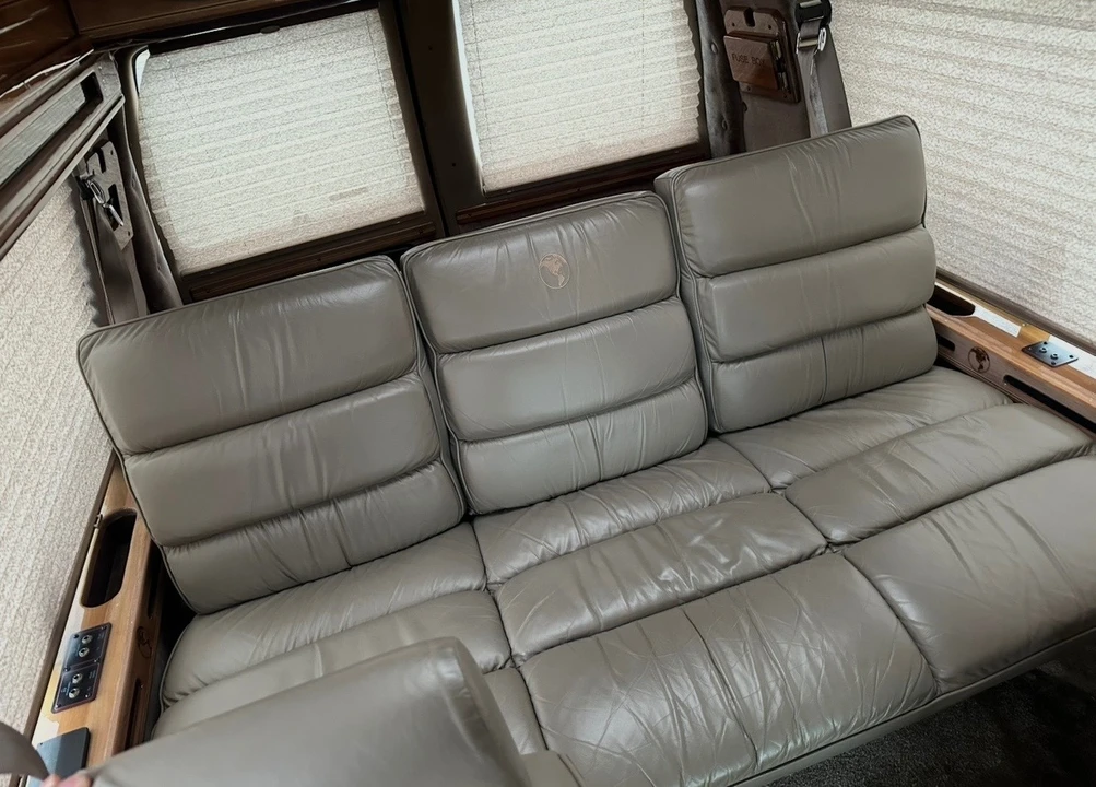 1996 Chevrolet G-Series Van - Image 9 of 16