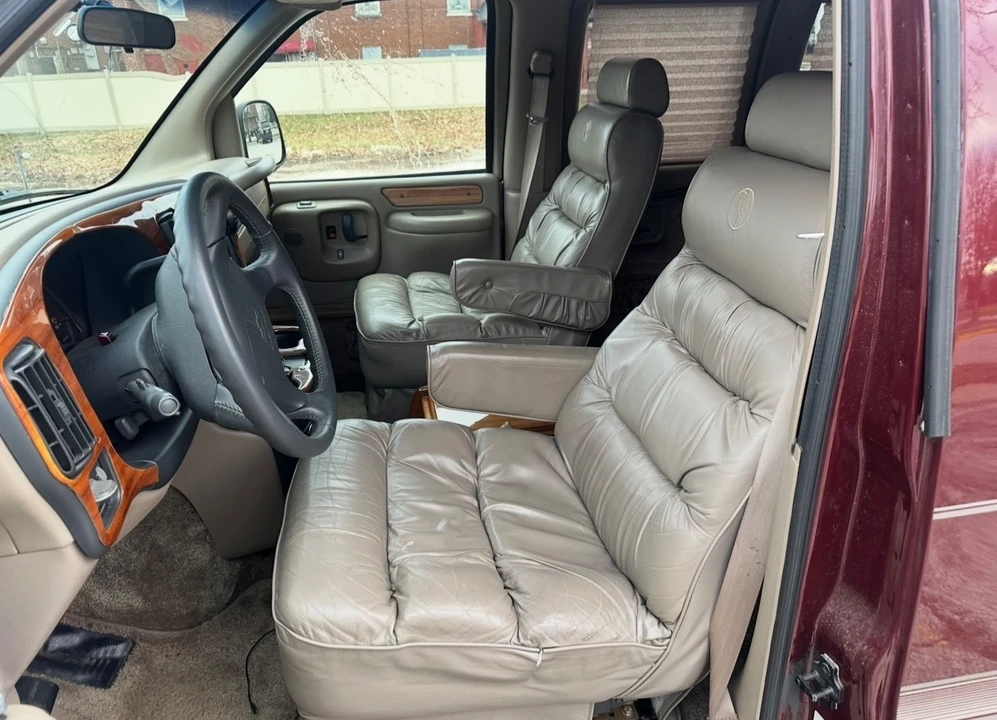 1996 Chevrolet G-Series Van - Image 7 of 16