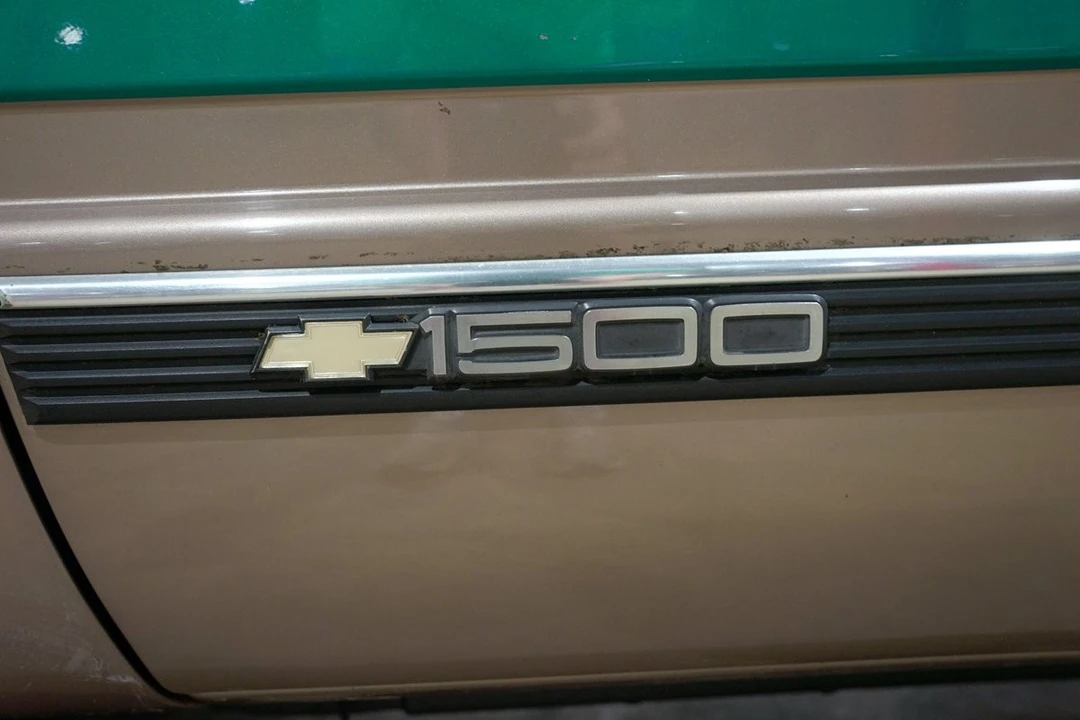 1996 Chevrolet C/K 4th Gen - Image 20 of 31