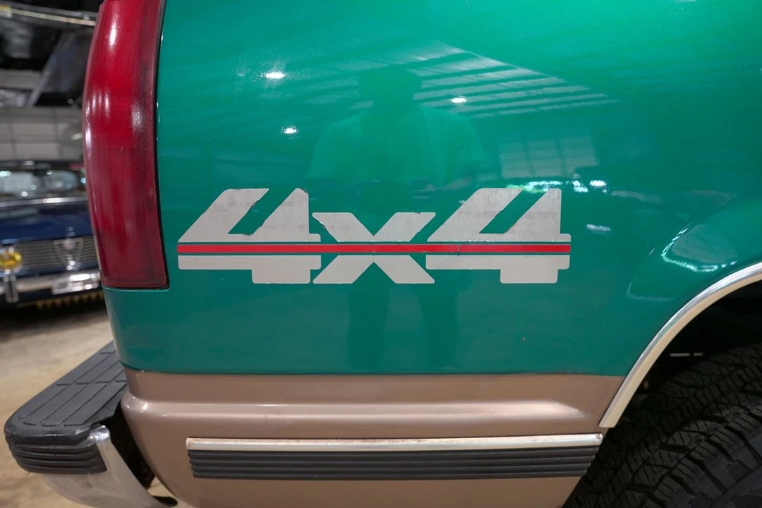 1996 Chevrolet C/K 4th Gen - Image 24 of 31