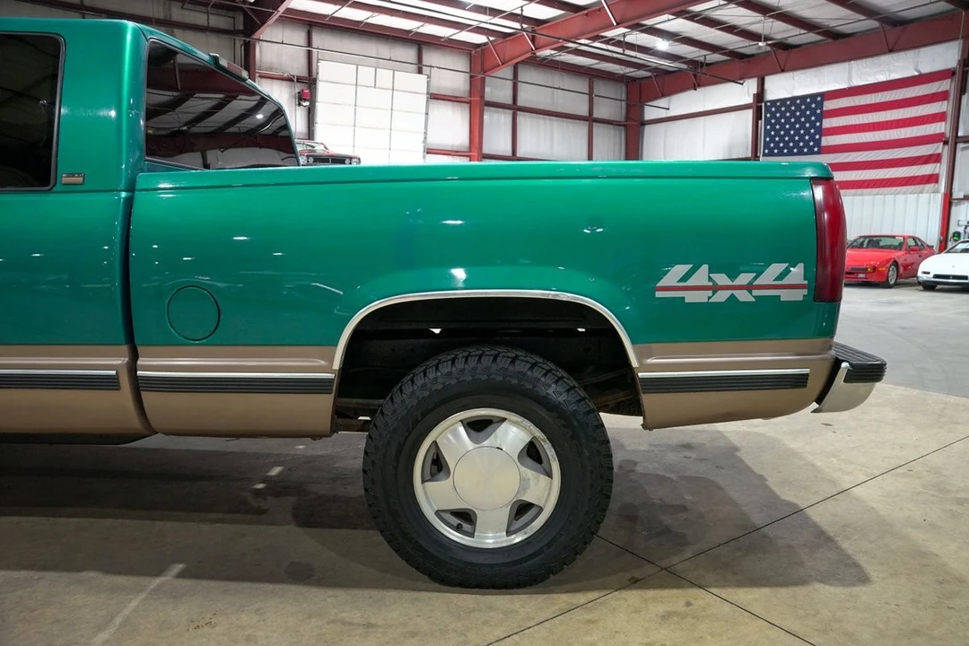 1996 Chevrolet C/K 4th Gen - Image 5 of 31