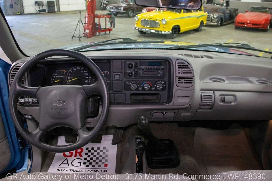 1996 Chevrolet C/K 4th Gen - Image 16 of 31