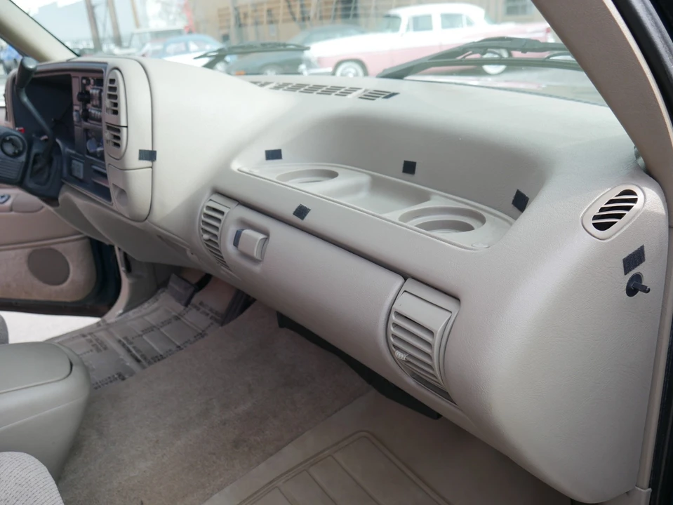 1996 Chevrolet C/K 4th Gen - Image 24 of 31