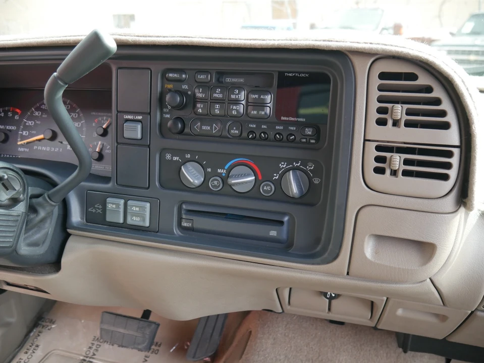 1996 Chevrolet C/K 4th Gen - Image 26 of 31