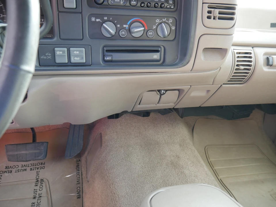 1996 Chevrolet C/K 4th Gen - Image 30 of 31