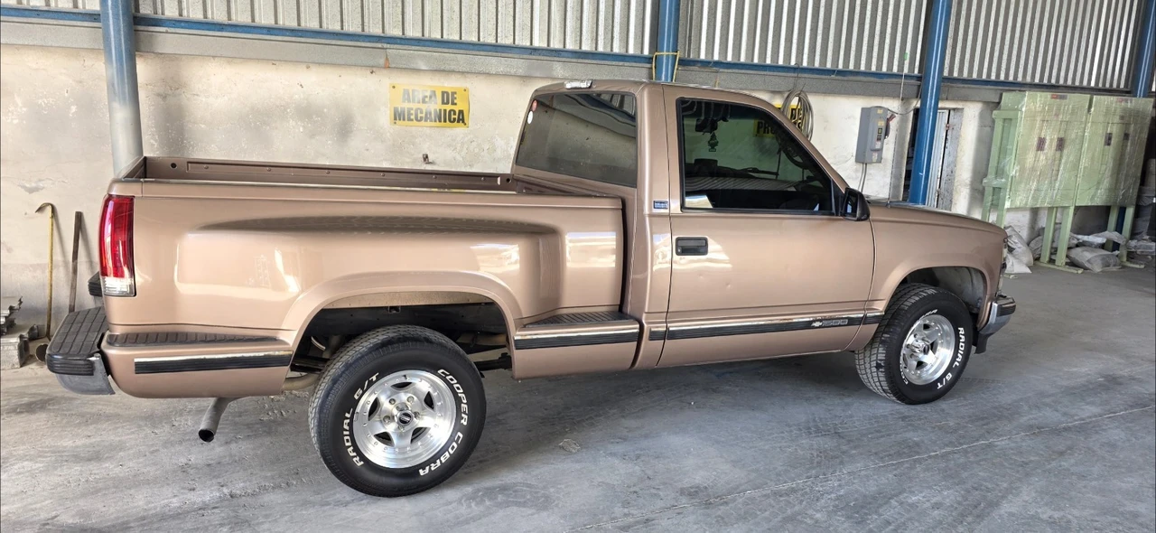1996 Chevrolet C/K 4th Gen - Image 15 of 17