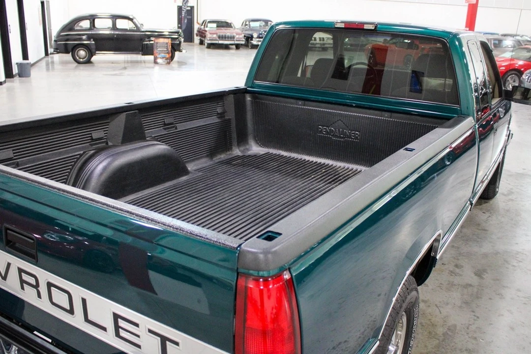 1996 Chevrolet C/K 4th Gen - Image 19 of 31