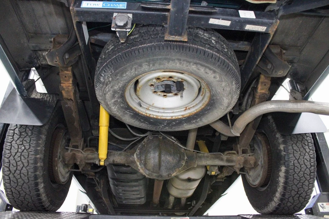 1996 Chevrolet C/K 4th Gen - Image 17 of 31