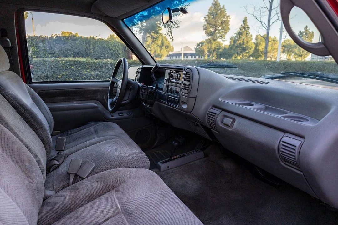 1996 Chevrolet C/K 4th Gen - Image 15 of 21