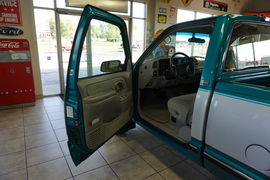 1996 Chevrolet C/K 4th Gen - Image 21 of 21