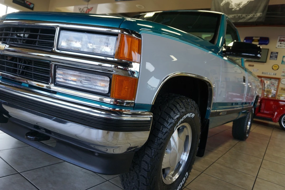 1996 Chevrolet C/K 4th Gen - Image 16 of 21