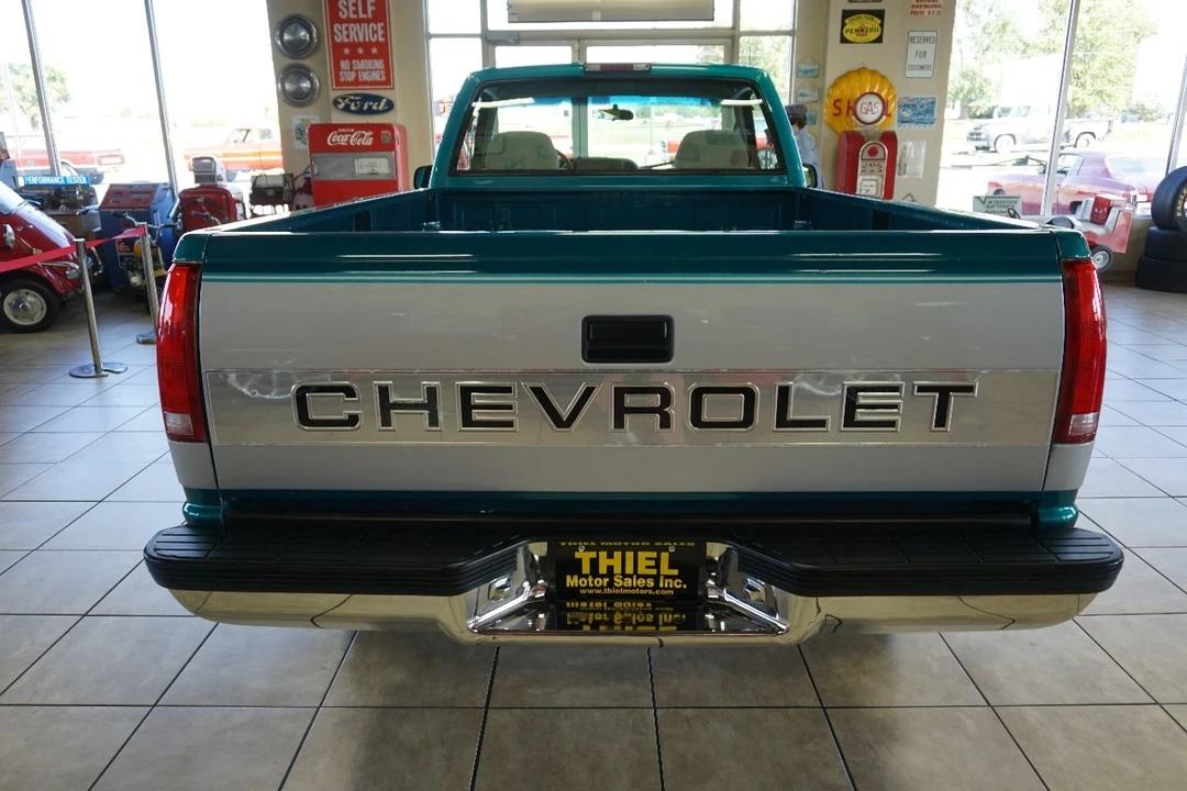 1996 Chevrolet C/K 4th Gen - Image 7 of 21