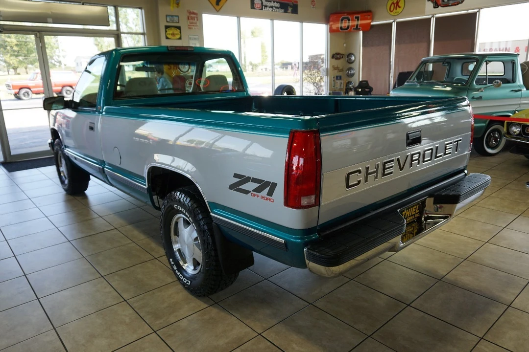 1996 Chevrolet C/K 4th Gen - Image 6 of 21