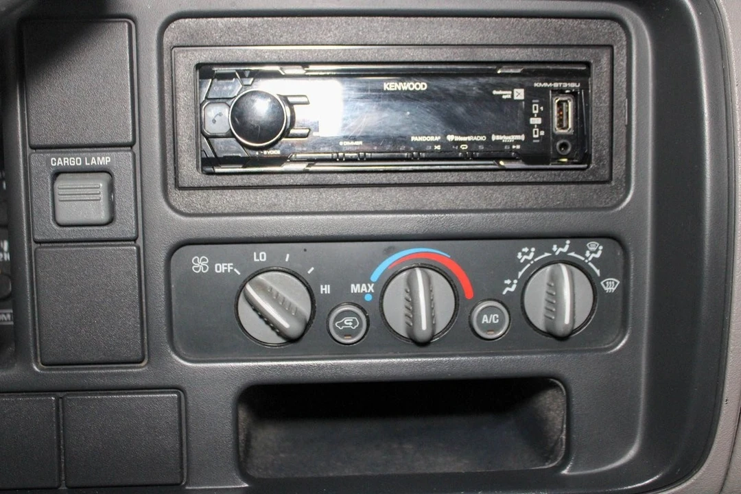 1996 Chevrolet C/K 4th Gen - Image 14 of 21