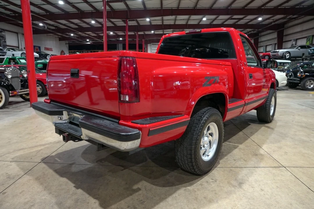 1996 Chevrolet C/K 4th Gen - Image 8 of 31