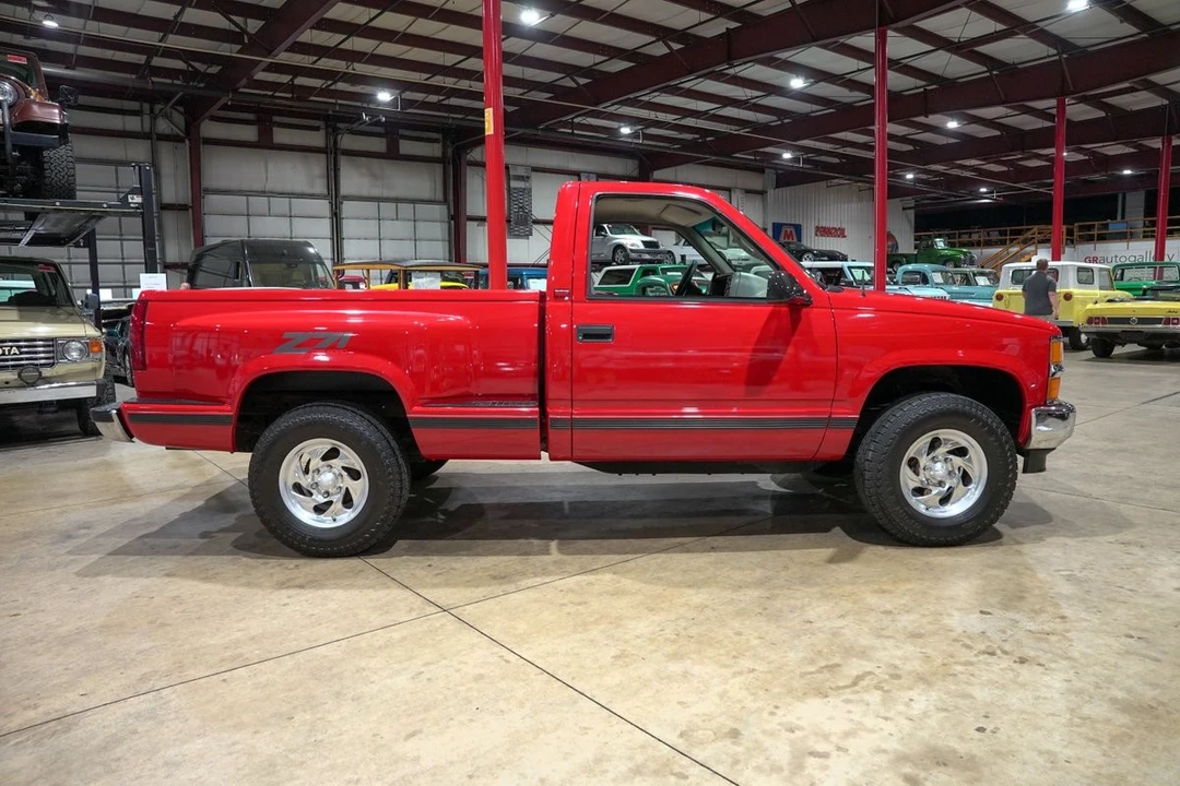 1996 Chevrolet C/K 4th Gen - Image 10 of 31