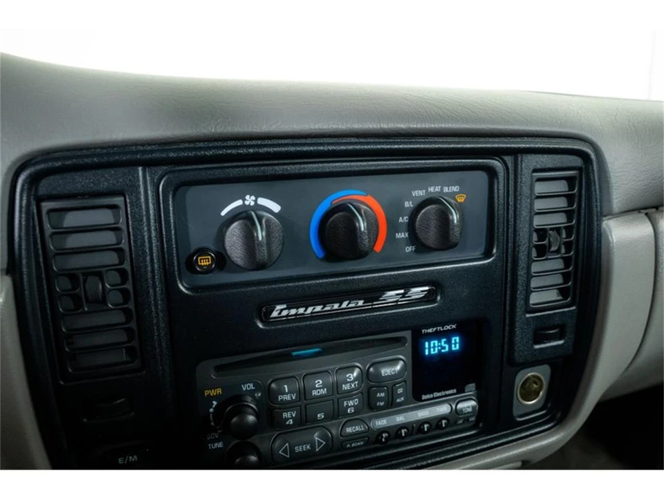 1996 Chevrolet Impala 7th Gen - Image 30 of 31