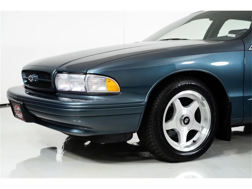 1996 Chevrolet Impala 7th Gen - Image 4 of 31