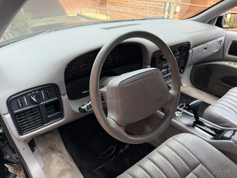 1996 Chevrolet Impala 7th Gen - Image 17 of 24