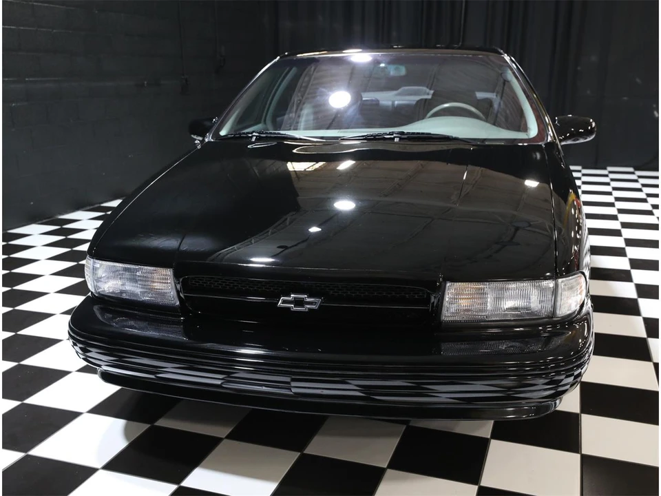 1996 Chevrolet Impala 7th Gen - Image 11 of 31