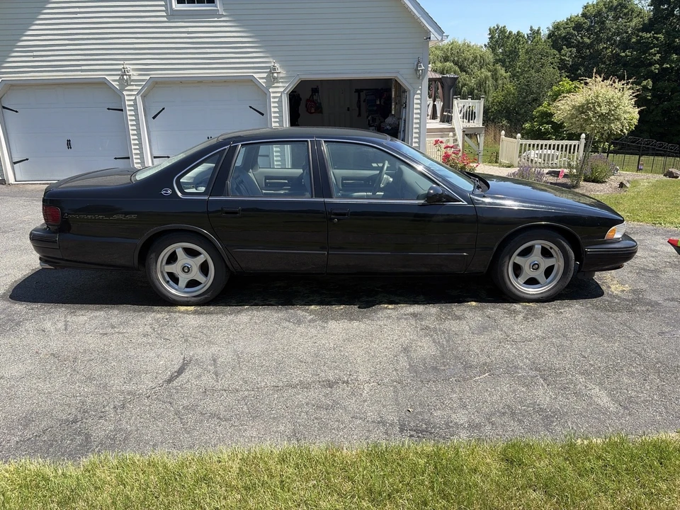 1996 Chevrolet Impala 7th Gen - Image 11 of 31