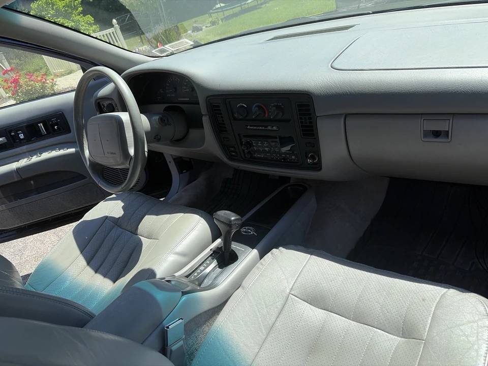 1996 Chevrolet Impala 7th Gen - Image 18 of 31