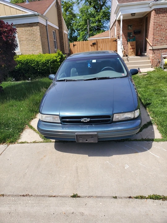 1996 Chevrolet Impala 8th Gen - Image 2 of 17