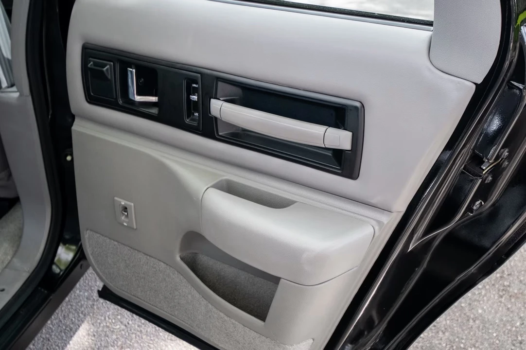 1996 Chevrolet Impala 7th Gen - Image 28 of 31