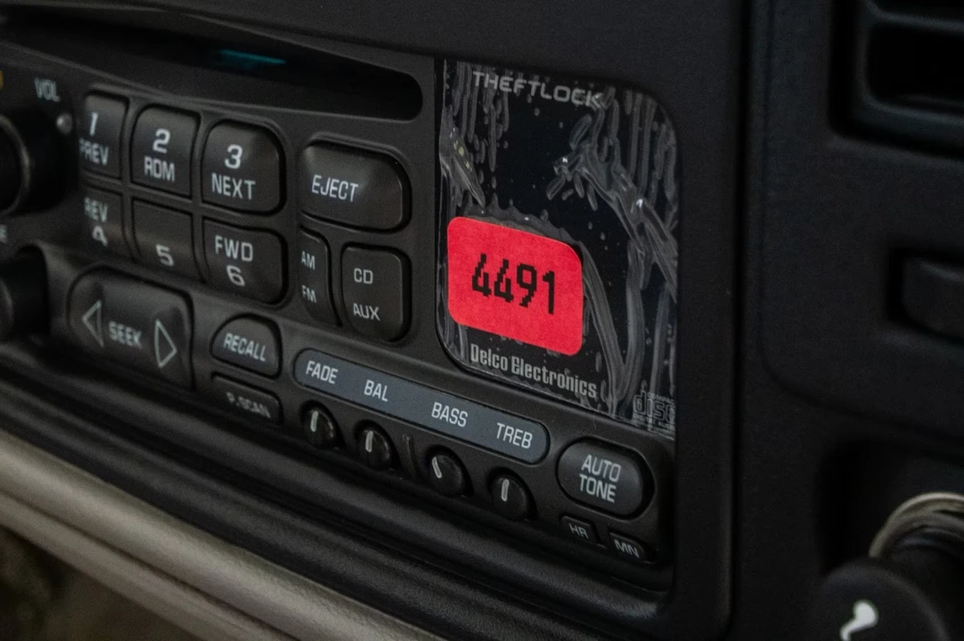 1996 Chevrolet Impala 8th Gen - Image 18 of 21