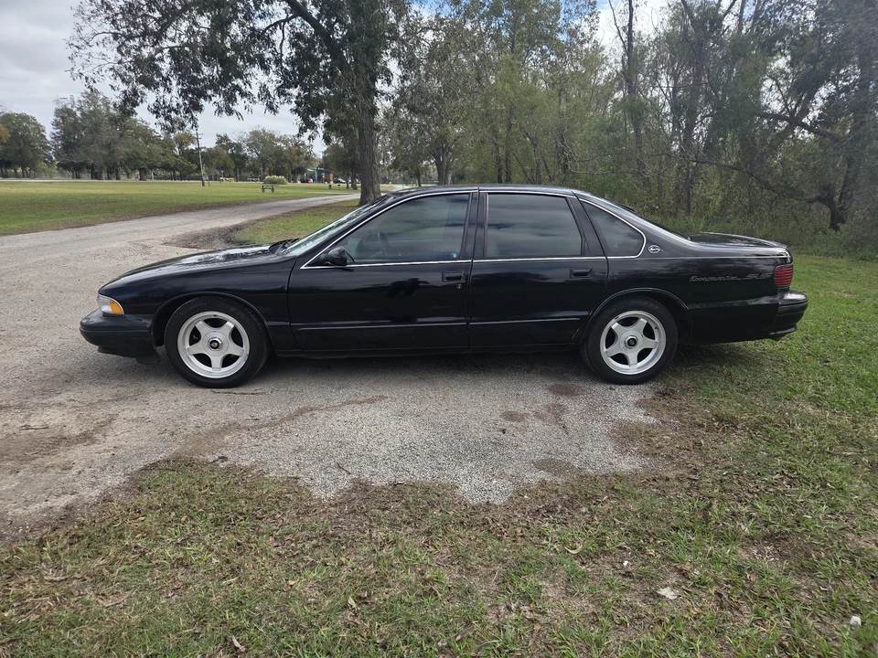 1996 Chevrolet Impala 8th Gen - Image 3 of 21