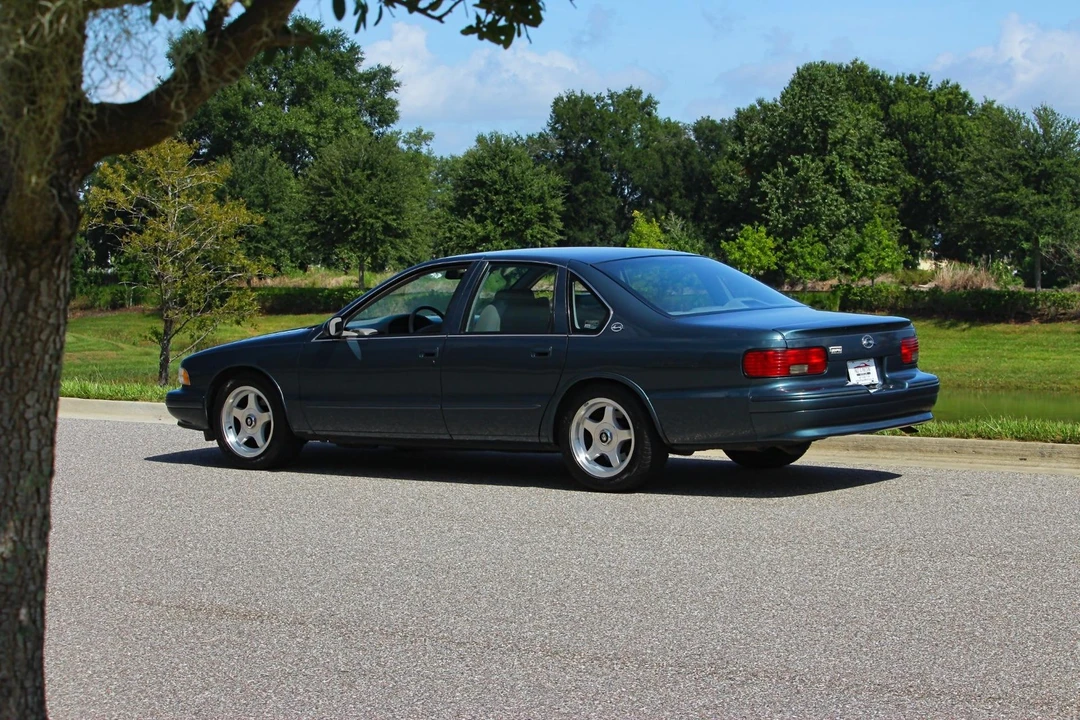 1996 Chevrolet Impala 7th Gen - Image 4 of 31