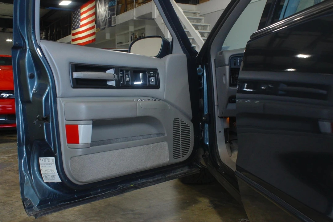 1996 Chevrolet Impala 7th Gen - Image 17 of 31