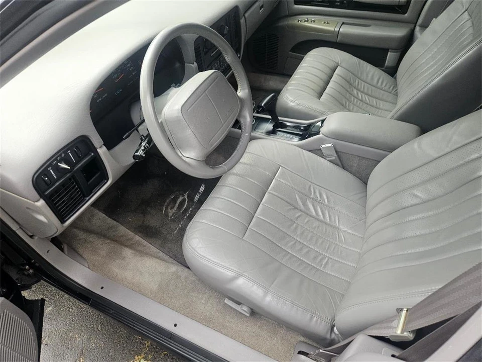 1996 Chevrolet Impala 7th Gen - Image 8 of 14