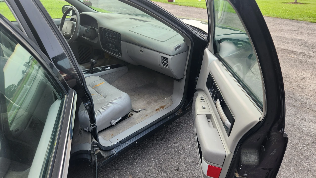 1996 Chevrolet Impala 7th Gen - Image 19 of 31