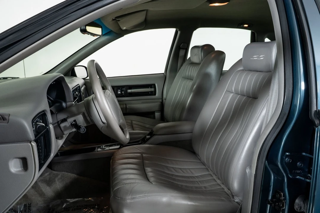 1996 Chevrolet Impala 7th Gen - Image 21 of 31