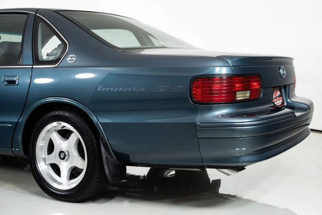 1996 Chevrolet Impala 7th Gen - Image 11 of 31