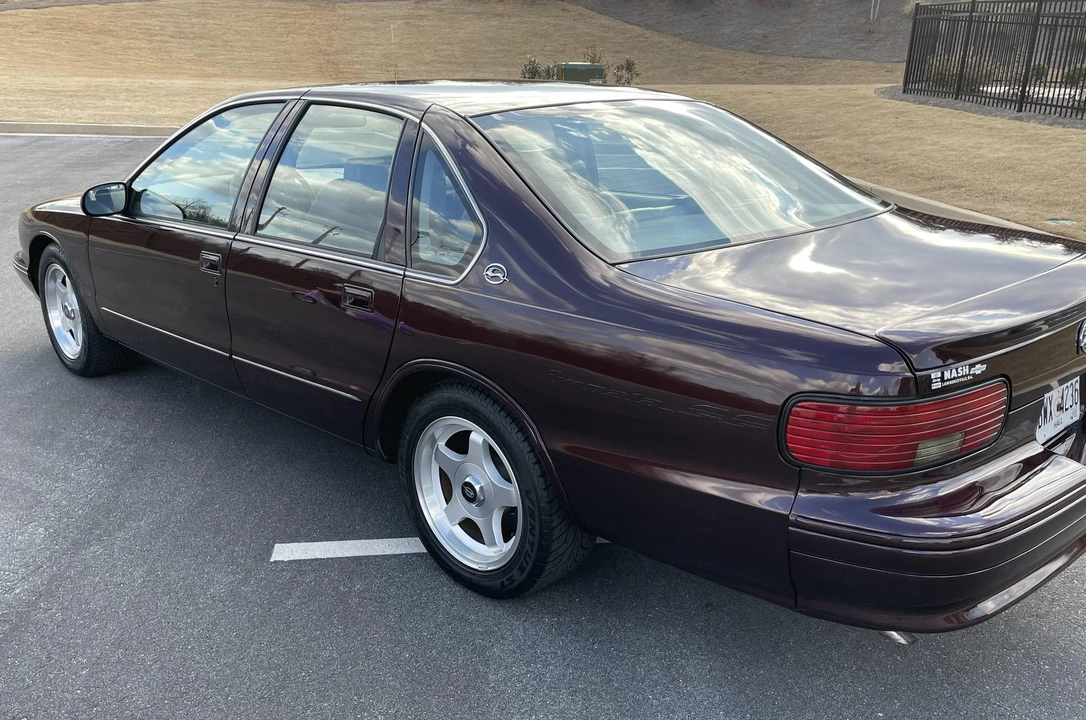 1996 Chevrolet Impala 7th Gen - Image 11 of 31