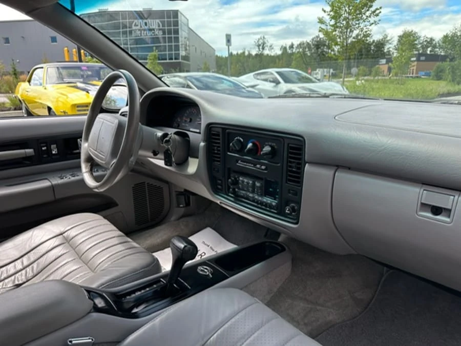 1996 Chevrolet Impala 7th Gen - Image 28 of 31