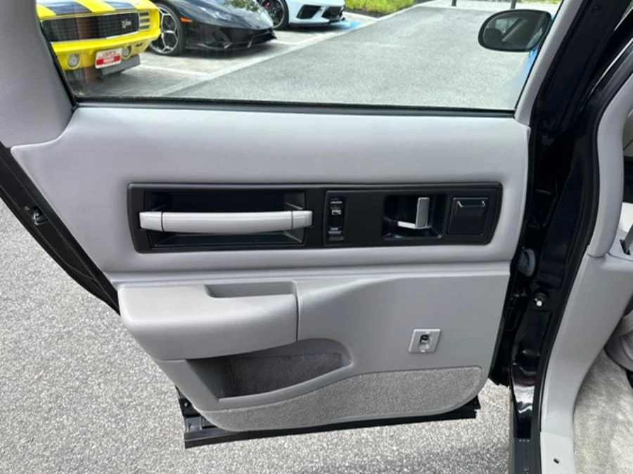 1996 Chevrolet Impala 7th Gen - Image 25 of 31
