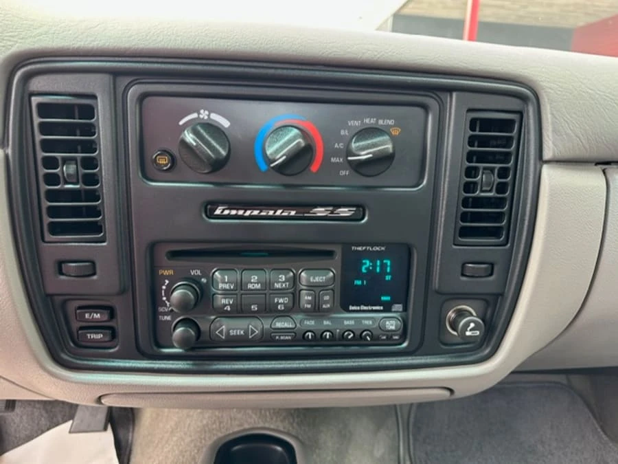 1996 Chevrolet Impala 7th Gen - Image 21 of 31