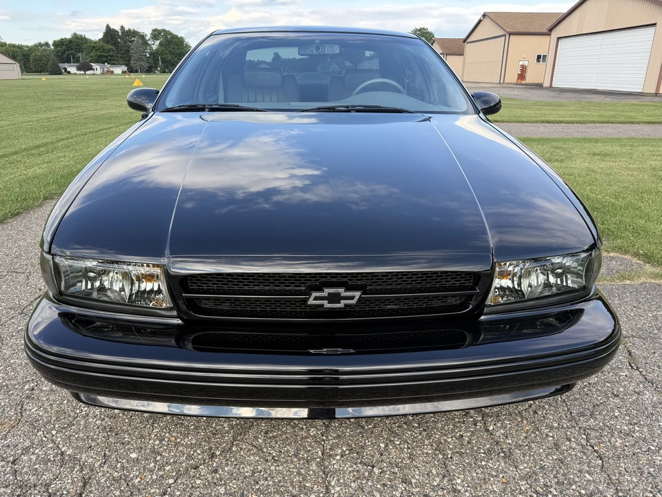 1996 Chevrolet Impala 7th Gen - Image 2 of 18