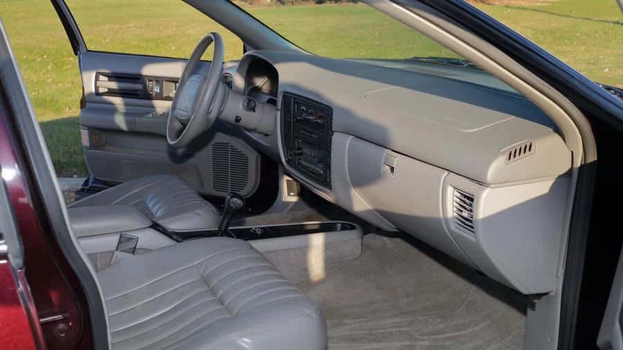 1996 Chevrolet Impala 7th Gen - Image 5 of 12