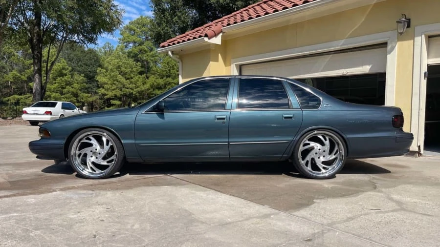 1996 Chevrolet Impala 7th Gen - Image 2 of 12