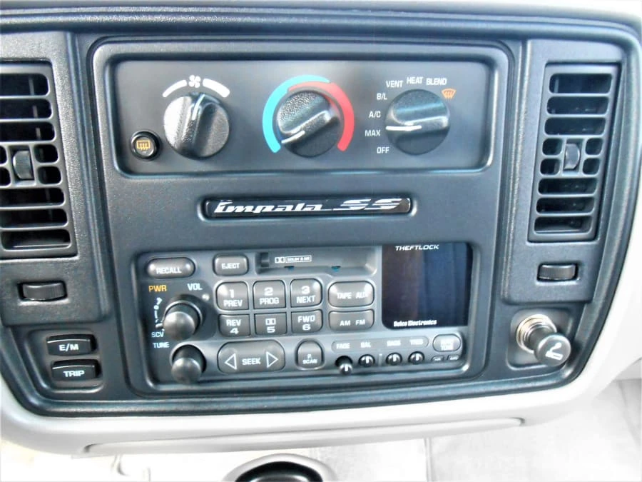 1996 Chevrolet Impala 7th Gen - Image 16 of 25